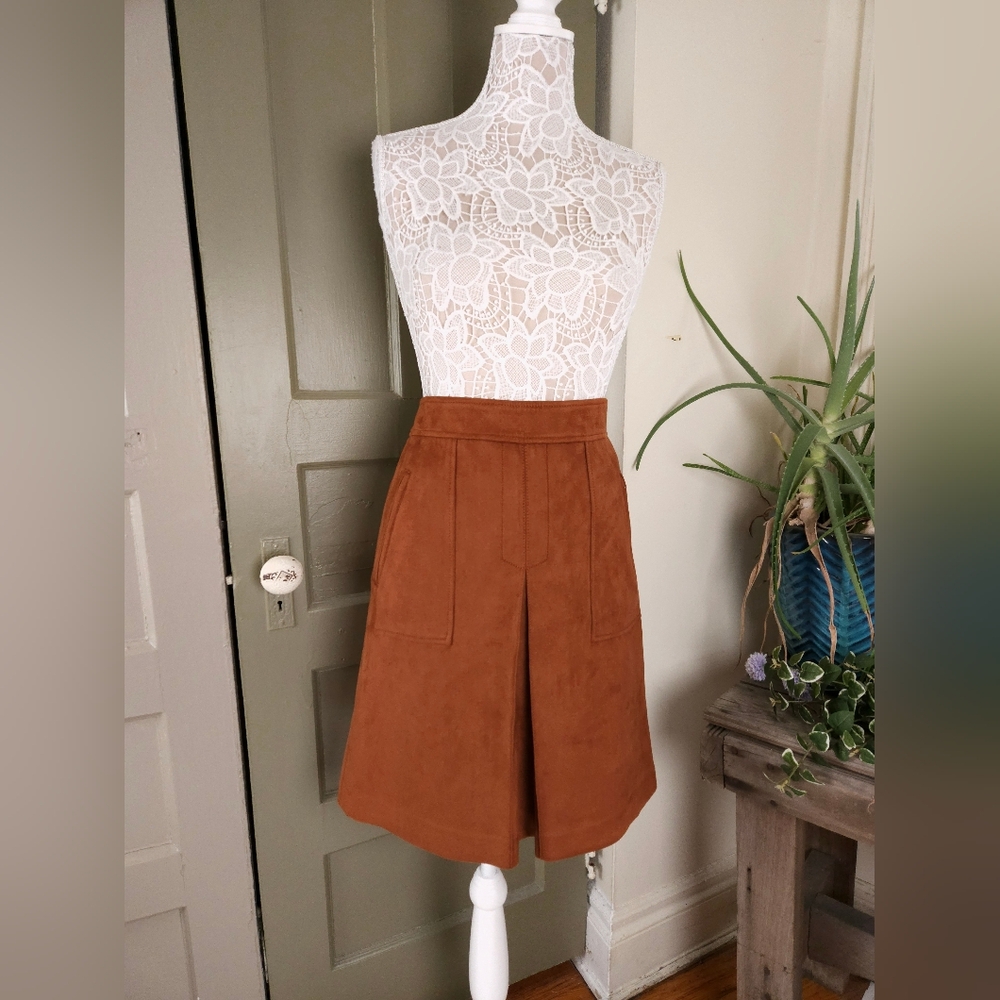 Loft NWT Rust Brown Vegan Suede Pleated Skirt With Pockets Women's 8